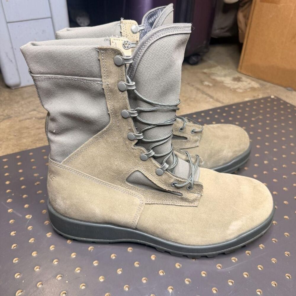 Unbranded Men's Tan and Khaki Boots